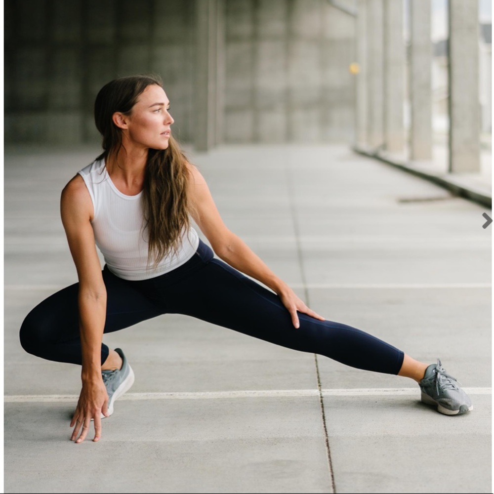 Zyia navy pocket brilliant 7/8 leggings